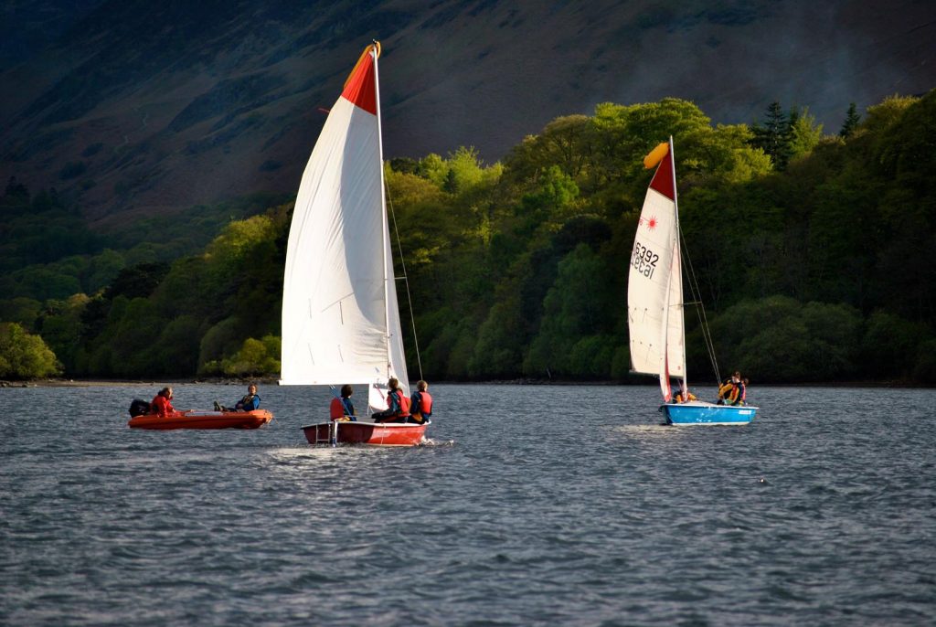 Sailing on Derwent Water Sailing on Derwent Water
